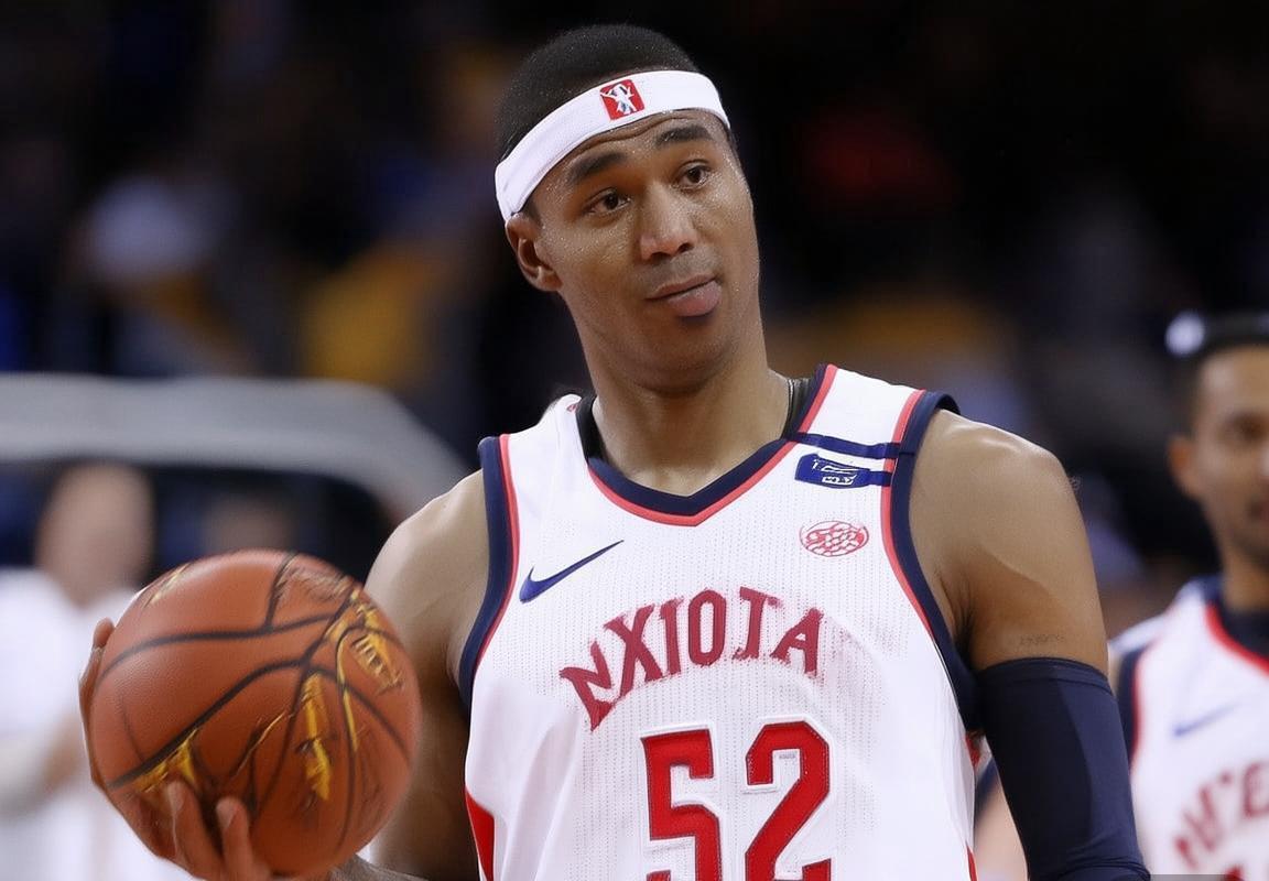 2023年NBA复赛：马刺与火箭巅峰对决回顾与解析